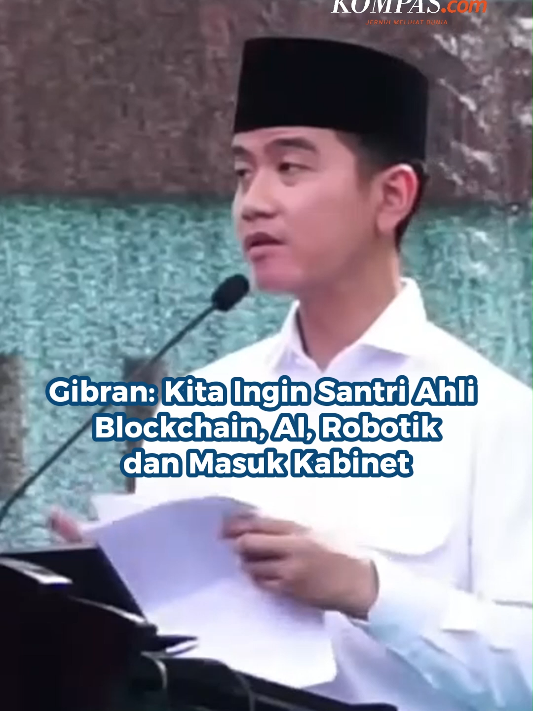 Wakil Presiden Gibran Rakabuming mengingatkan agar generasi muda GP Ansor tidak hanya memiliki akhlak yang baik dan pemahaman agama yang kuat, tapi juga melek teknologi. Ia pun menegaskan bahwa pemerintah berkomitmen membuka ruang kolaborasi yang luas bagi organisasi kepemudaan dan keagamaan seperti GP Ansor untuk mempercepat pencapaian target pembangunan nasional Sementara itu, Ketua Umum Pimpinan Pusat GP Ansor Addin Jauharudin menekankan pentingnya kolaborasi lintas sektor agar kehadiran Ansor benar-benar dirasakan manfaatnya oleh masyarakat. GP Ansor juga akan terus menyiapkan kader muda yang tangguh, berdaya saing, dan adaptif terhadap perubahan zaman. Penulis: Dani Prabowo Kreatif: Jessica Meisya Kurnia Produser: Elizabeth Ayudya Ratna Rininta ~J #Gibran #GPAnsor #Santri ##Cut