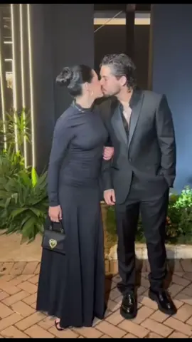 Ana e Zé já estão na festa de 60 anos do Marrone, lindinhos! 😍 #anacastelacantora #boiadeira #fyp 