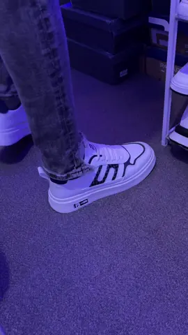 #teampanarybodyshoes #sepatucowok #promomakangajian #promomakanharian 