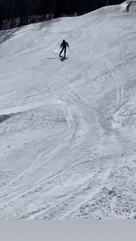 #snow #skiingtiktok #foryoupage #winterishere #ejeas 