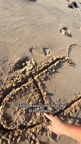 Tive que fazer 😂 #foryou #fy #praia #casal 