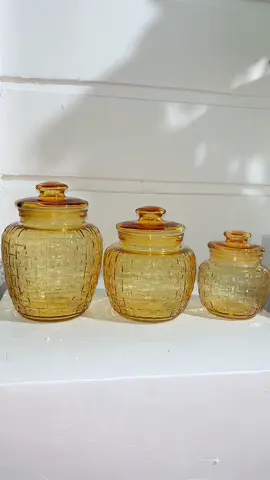 Toples kaca satu set dapet 3 ya temen temen bahan kaca tebel ukuran nya gede gede ya packingan aman🔥 #topleslebaran #toples #affliatemarketing #affiliatetiktok #fyppppppppppppppppppppppp 