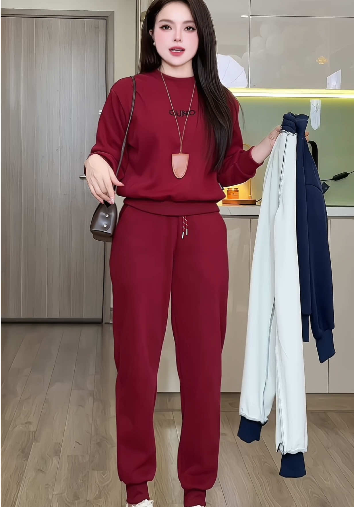 Set bộ nỉ lót nhung Guno xịn sò thêu cao cấp đẹp xịn mê lắm luôn chị em ơi diện thu đông ưng hết sức không sợ lạnh    #setbo #setboxinh #setbonu #bonilotlong #setboni