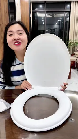 Nắp bồn cầu trắng  #napboncau #napboncauvesinh #xuhuong #bongbuongbinh 