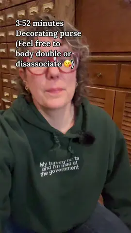 Thank you @The Mother Birdie for always reminding us that despite it all, we have purse. For me the joy has been in taking old purses from my closet and improving them with many trinkets 😆 also check out @Hanna Lemoine Fine Art for the prettiest cloud painting you’ve ever seen. #pursecharms #fidgets #DIY #personalized #purse 