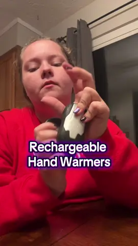 Perfect for sporting events #tiktokshop #tiktokshopblackfriday #christmasgiftideas #handwarmers #rechargeablehandwarmers 