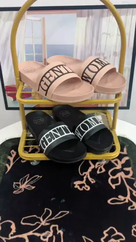 Slippers for women sale fashion. 