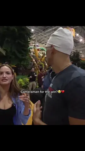 Cameraman as MVP🫣#marlon #date #mog #cameraman #rizz 