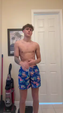 Do you love me? #fyp #dance #chubbies #swimsuit #abs 