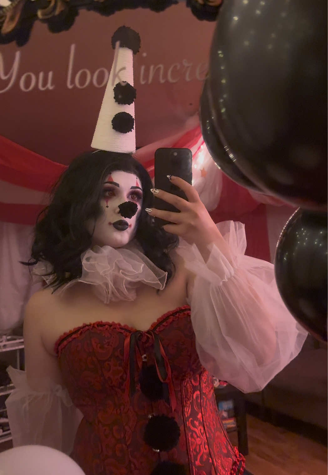 Finding all the drafts from Halloweekend 🤡🎪 I’m not ready for Halloween to be over…I could live in the clown costume forever. #clowncostume #vintageclown #clownmakeup  #halloweekend #halloweekend2025 