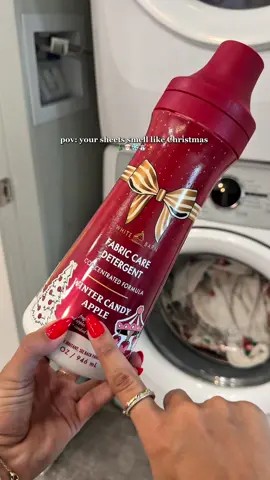 Replying to @Ashley Basinger pov: your sheets smell like Christmas 🎄and yes- the detergent smells amazing and you can smell it after it dries. It’s also not super overpowering! 