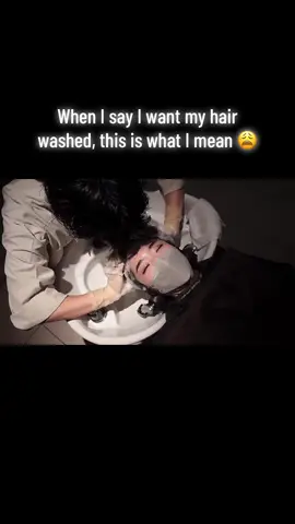 Soapy hair wash asmr #hairwashing #shampoo #soapy #hairwashingasmr #asmrsounds 