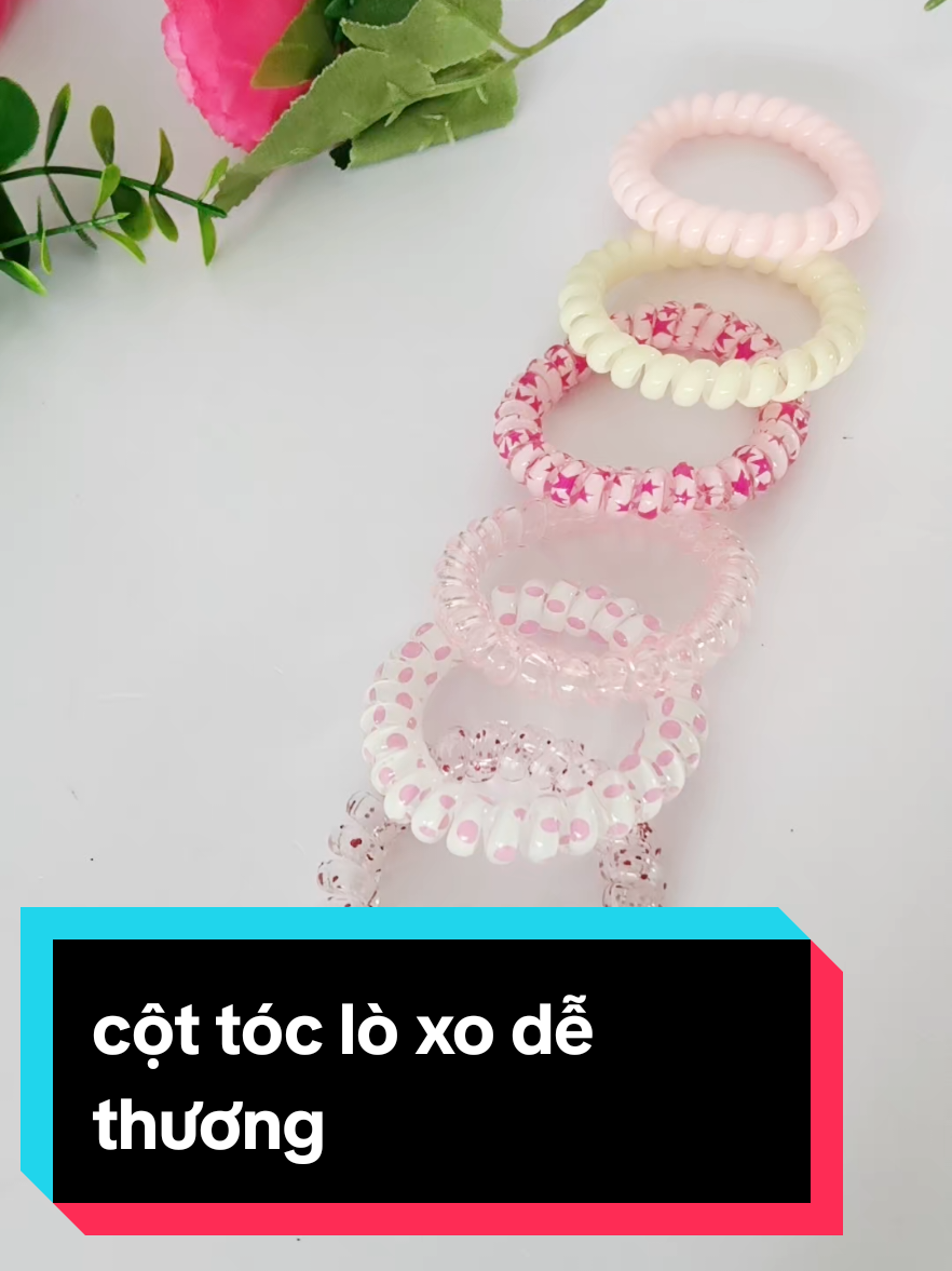 Trả lời @luutheu0290 cột tóc lò xo làm phòng chân tóc cho chị em mình luôn #cottoc #dadungsutu #xuhuongtiktok 