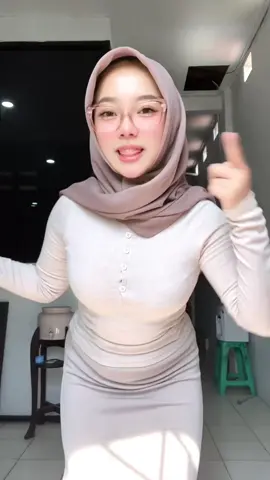 ##gloglowingofficial 