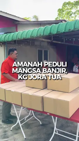 Sumbangan untuk mangsa banjir sekitar Alor Mengkudu. #MalaysiaMadani #drismailsalleh 