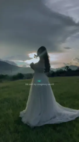 Me and my imaginary world✨🕊️ #fairycore #dreamy #cottagecore #aesthetic #fairy 