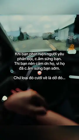 V cho nhẹ lòng  … #nghenhactrenxe #caphay 