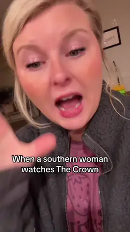 My very southern and chaotic hot take on the Netflix show The Crown 👑 #southern #humor #queen #thecrown #thecrownnetflix 