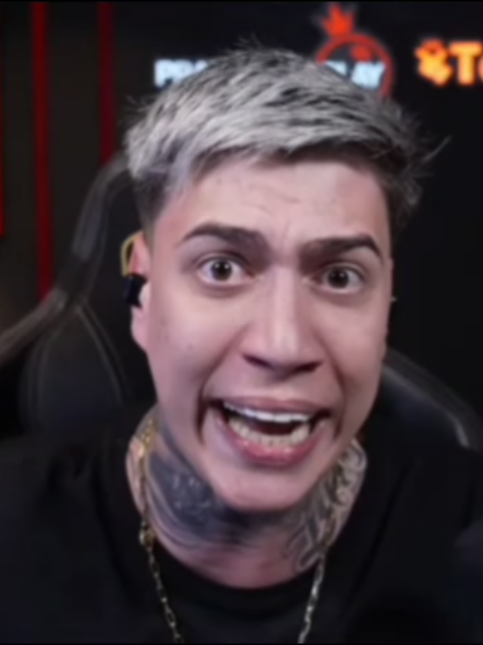 Yuri tiltou na live  #clip #yuri22 #fypp #viraliza 