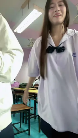 #มัธยมวัดธาตุทอง 