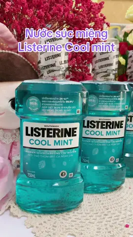 Combo 2 chai nước súc miệng Listerine Cool mint 750ml