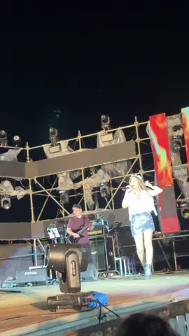 ချစ်စရာလေးပါ🙈#ဝိုင်းစုခိုင်သိန်း #မာရဝိဇယဗုဒ္ဓရုပ်ပွားတော်မြတ်ကြီး🙏🙏🙏 #တောင်းထားလို့တင်ပေးလိုက်ပါပီ #တန်ဆောင်တိုင်မီးပုံးပျံပွဲတော် #နေပြည်တော် 