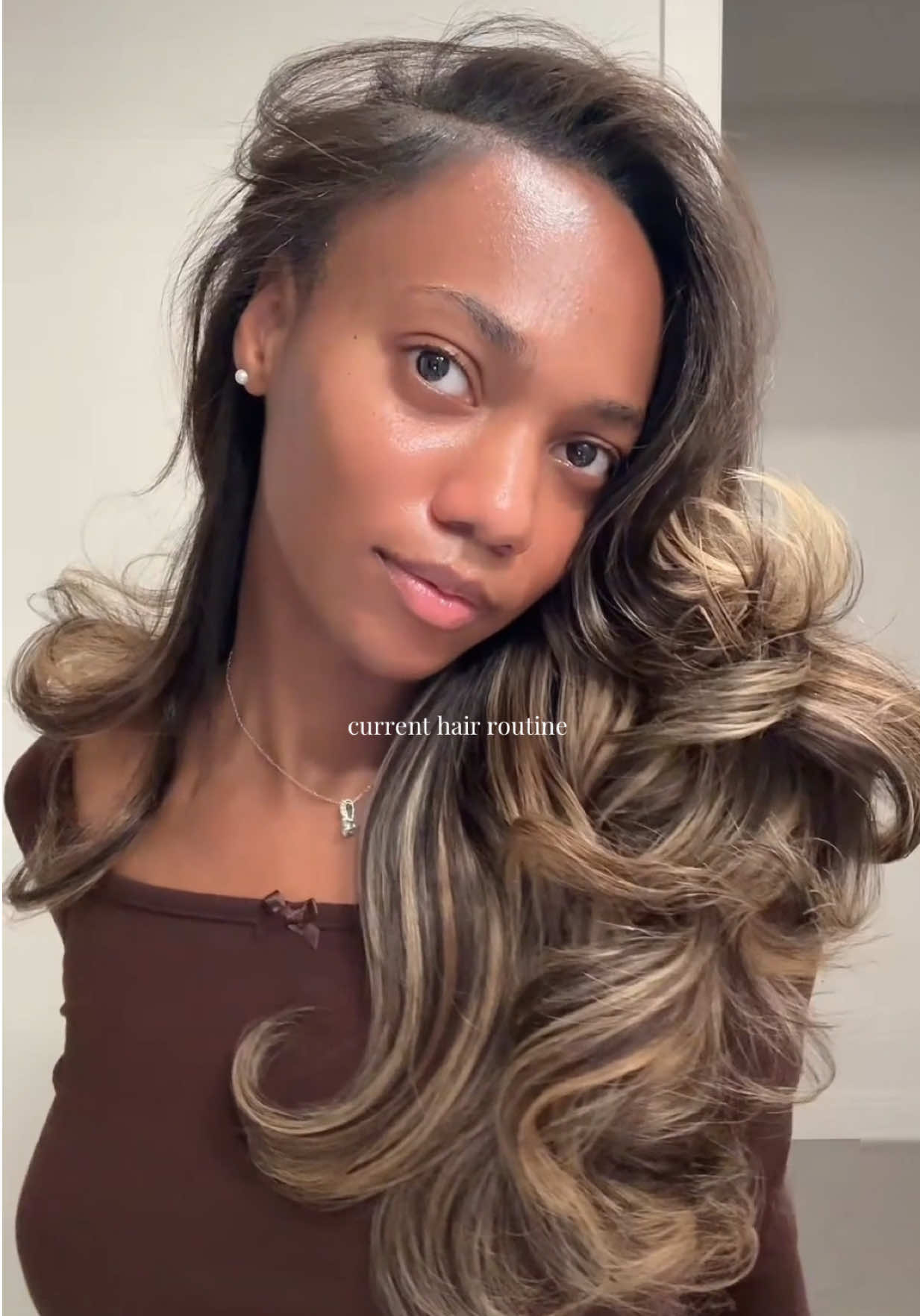 I’m always asked how I get my curls so voluminous and bouncy, thanks @T3 Micro @GarnierUSA @Color Wow Hair @TRESemmé 🤍  #hairroutine #hairtok #tresemme #garnier #colorwowdreamcoat 