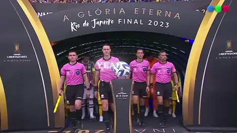 lo que daría por volver a gritar el gol de advincula, sin dudas fue de los momentos más lindos que viví #bocajuniors #boca #fyp #copalibertadores #fluminense 