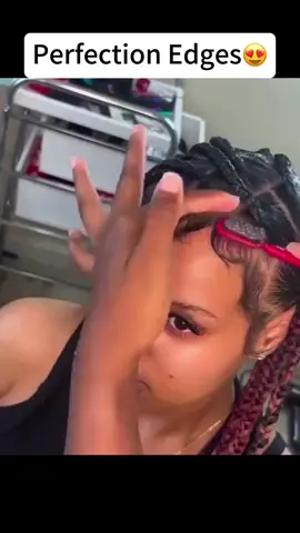 Perfection edges🔥🔥 #edgestutorial #edgesonfleek #hairlinerestoration #hairtransformation #babyhairtutorial #explor #fypシ゚viral #fypage 