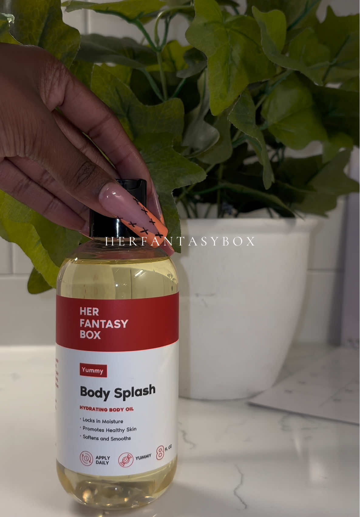 Ouuuweee ts make you melt when you smell it 😩😍 @Her Fantasy Box #tiktokshop #tiktokshopfinds 