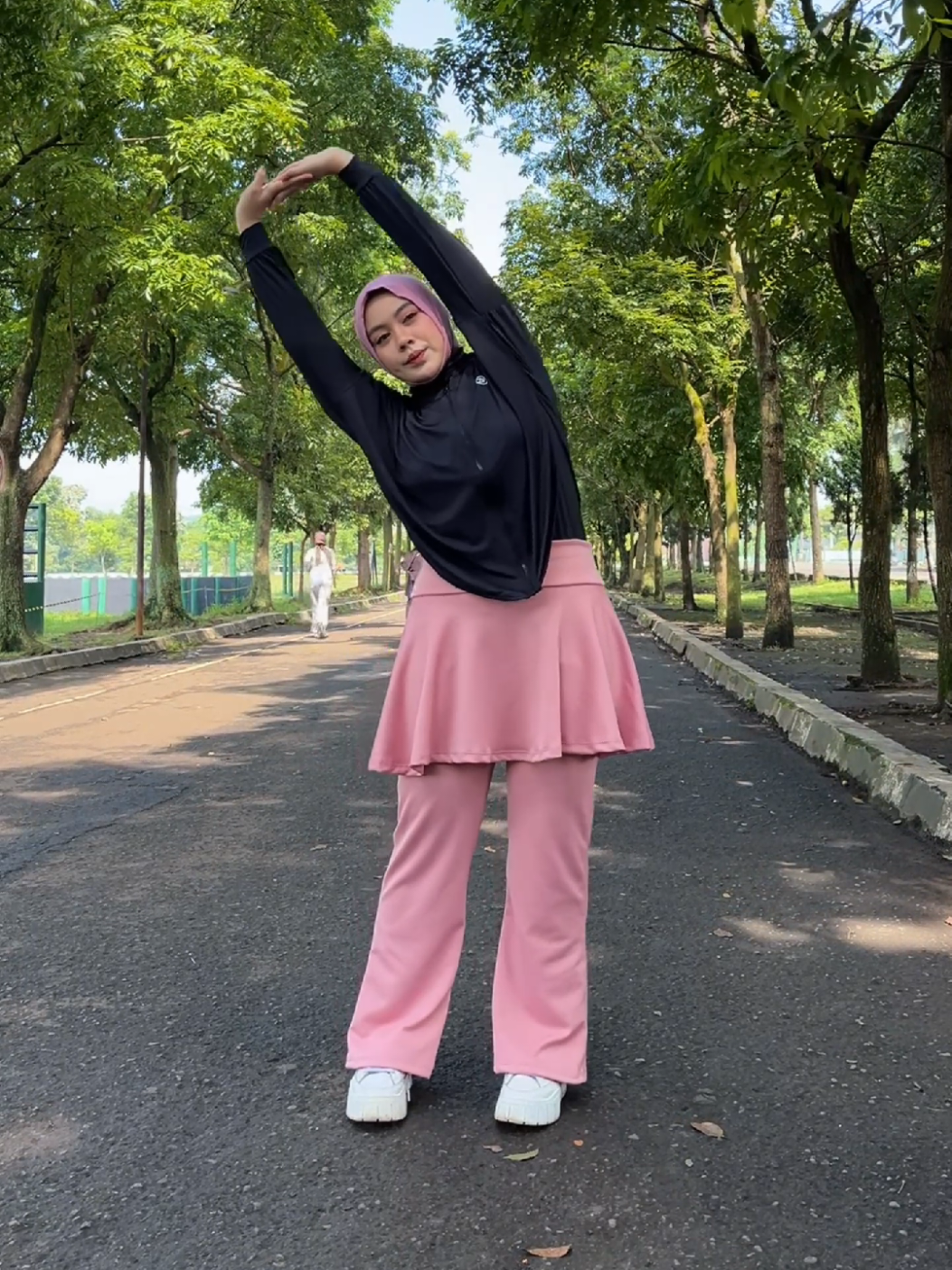 Udah ga bingung bingung lagi kalo soal outfit😍 #jashujan #raincoat #hujan #fyp 