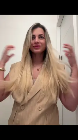 👱‍♀️ #blonde #hairextensions #tape