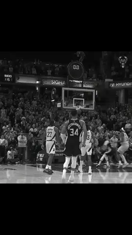 give him the mvp #NBA #nba2k #fyp #bucks #2k26 