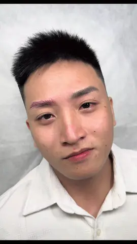 Kết quả sự khác biệt giữa có lông mày và chưa mọi người thấy thế nào ạ ! Tự nhiên không ạ . Thả ❤️ cho Phước nhé #Browns #phunxamthammychuyennghiep #xuhướng #permanentmakeup #xuhuongtiktok 