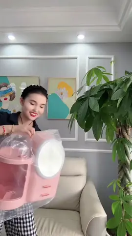 Kệ đựng mỹ phẩm 2