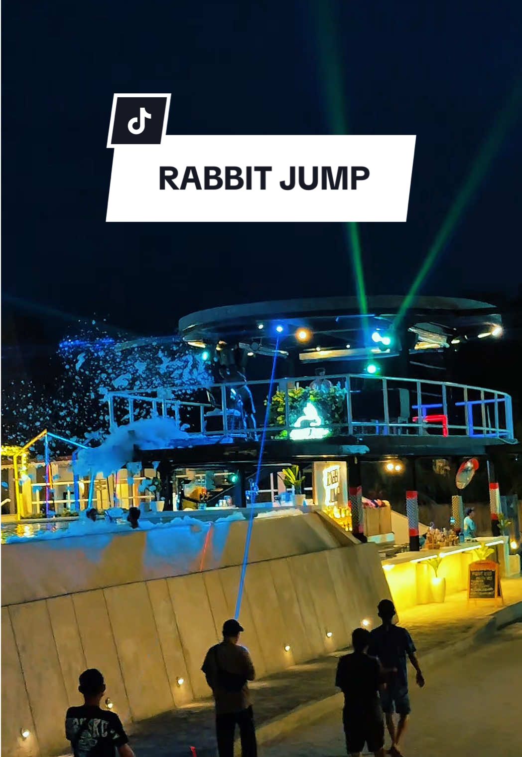 RABBIT JUMP Gili Trawangan, The Best Beach Club di gili Trawangan #rabbitjump #gilitrawangan #beachclub #fyppppppppppppppppppppppp #viral 