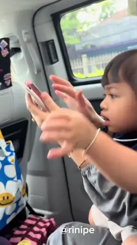 senangnya ama liat videonya naik zoomov sama mamah . #ranaimamalikaraudiaandara #lily #ranaima #ranaima #lilyslavina 