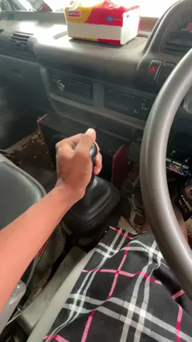 Perseneling agar empuk #perseneling #tuasperseneling #tongkatperseneling #persenelingmobil #peninggiperseneling 