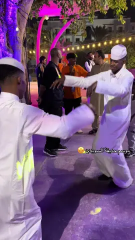 حديقة السويدي اول منطقة مجانية من مناطق موسم الرياض الدخول لحديقة مجاني ويلزم حجز عن طريق تطبيق webook# حديقة_السويدي #موسم_الرياض #فعاليات_الرياض #تغطيات_الرياض #الرياض_الآن