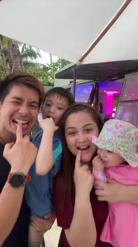 İsa pa w/ wife wife @Dianne Medina , Isabella & Joaquin!😍❤️‍🔥🎉🙏🏻 #TeamILustre 