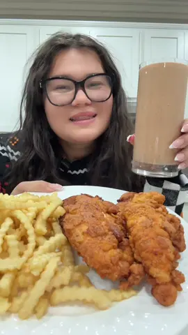 Make Rasing Canes At Home With Me 🍗❤️#dinner #rasingcanes #canessauce #cookwithme #yummy