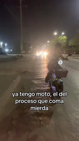 pedaleando y todo amor 😍 #paratii #Viral #fyp #humor 