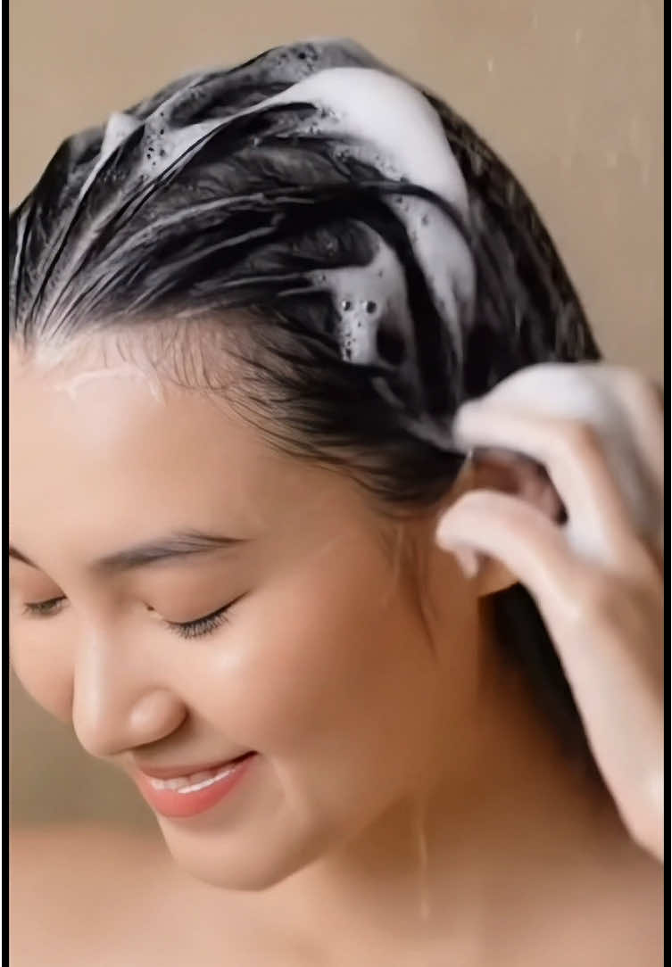 Dầu gội hà thủ ô này thơm mà giúp tóc mềm mượt giảm gãy rụng  #hangdaily96 #daugoithaoduoc #daugoimoctoc #daugoigiamrungtoc #daugoithiennhien 