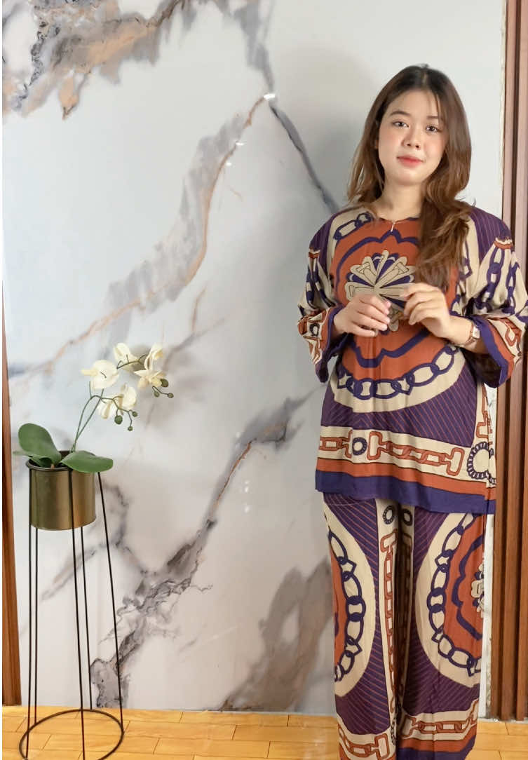 SALE ‼️ jangan sampai kehabisan lagi yaa beb😉 Join di Live kita setiap hari Jam 11 siang ~ 5 Sore ✨