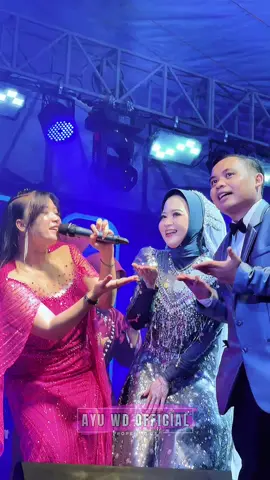 Asikk banget nih pengantin nya… @Ayu WD 