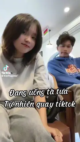 :) mn bt kiệt fly giơ ở đâu ko 
