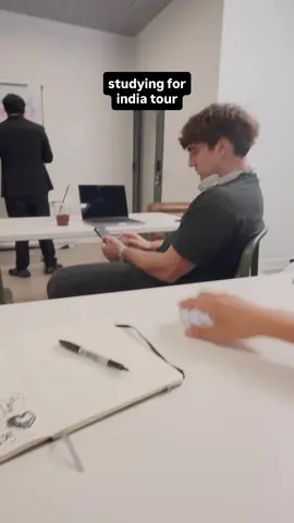 does he **** donks or no?  #techie #softwareengineer #india #bangalore #programmerlife  