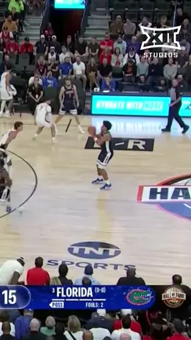 WHAT A DEBUT😱 Koa Peat's Stat Line: 🤯30 Points 🤯7 Rebounds 🤯5 Assist Koa Peat Highlights vs. #3 Florida🎬 #collegehoops #tnt #arizona #koapeat #mbb @arizonambb