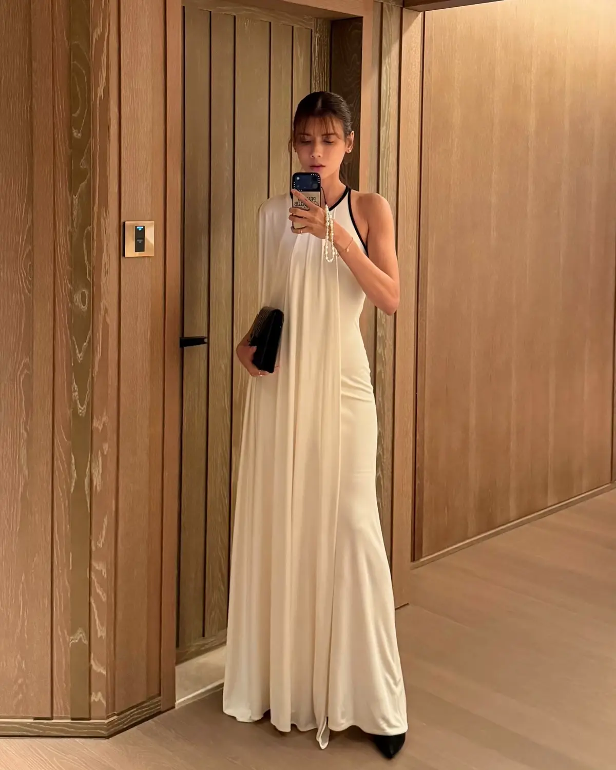 Wrapped in Didit Hediprasetyo for CHANEL CRUISE 2025/26 in Singapore 🖤 #chanel #chanelcruise 