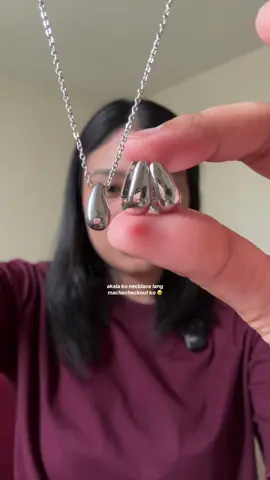 non tarnish & hypoallergenic silver water drop design necklace + earrings set for that minimalist & clean look na affordable!! ✨🖤 #oyjrjewelry #nontarnish #hypoallergenic #giftideasforher #minimalistnecklace 